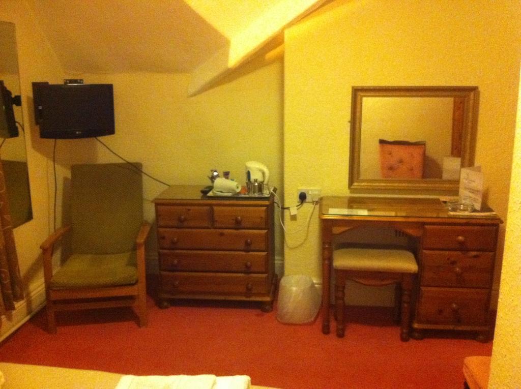 Lisdoonie Hotel Barrow-in-Furness Zimmer foto