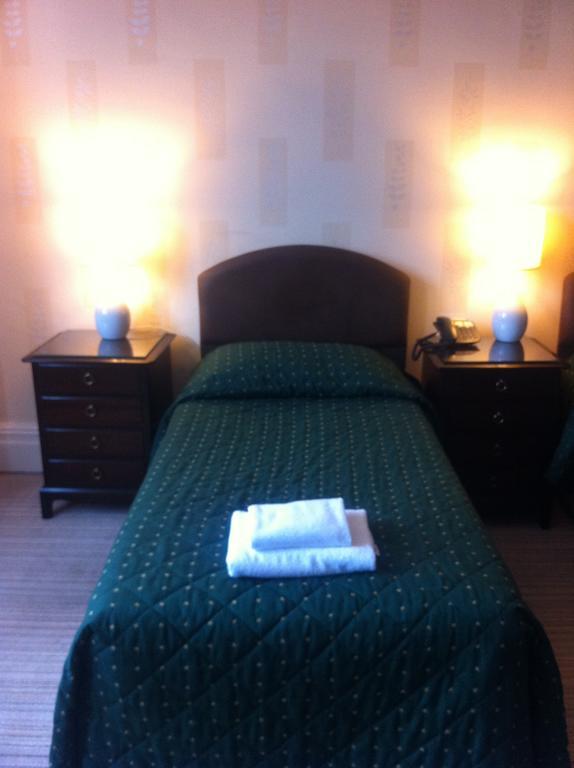 Lisdoonie Hotel Barrow-in-Furness Zimmer foto