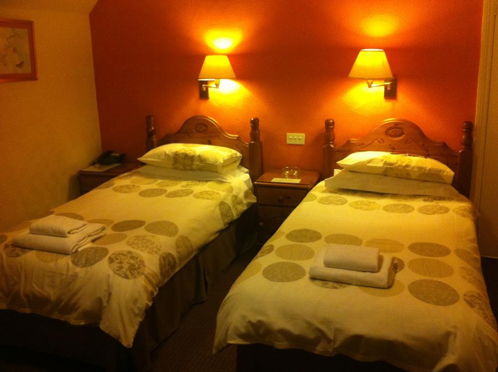 Lisdoonie Hotel Barrow-in-Furness Zimmer foto
